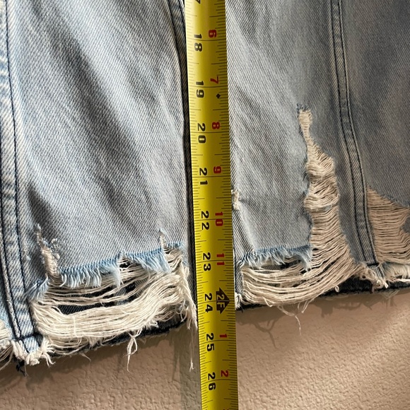We The Free x Free People Your Dad's Denim Jean Distressed Oversized Jacket - Picture 14 of 16
